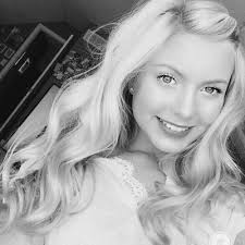 Taylor Staab's Instagram, Twitter & Facebook