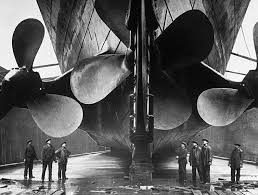 rms titanic really hit the iceberg