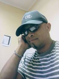 How to tell someone you want to end a conversation other than just outright  saying "I don't want to talk to you, this subject/you no longer interests  me"?