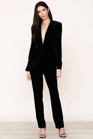 Looking for the perfect outfit for the mother of the bride or groom? Stylish Dressy Womens Pant Suits To Wear To A Wedding