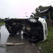 Memastikan jalan raya diselenggara dengan baik dan mempunyai ciri keselamatan terbaik. Sempat Sambut Tahun Baharu Cina Dua Hari