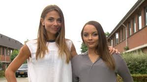 Check spelling or type a new query. Lucille Werner En Georgina Verbaan In Nieuw Seizoen Vier Handen Op Een Buik Tellmemore Media