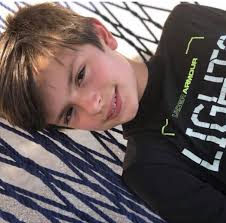 Alexandra Barker (@xandasvb) • Threads, Say more