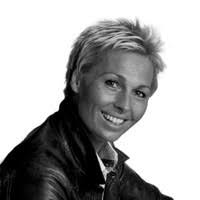 Sandra Peet op LinkedIn: #vacature #customersupport #amsterdam #fashion  #skiing #sport #joinus…