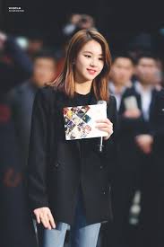 Chae Young At Sam Sung Charity Event Kpop Girls Short Hair Styles Long Hair Styles