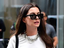 Anne Hathaway, 42, Stepped Out in *Those* Controversial Jeans Everyone Has  Feelings About