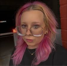 Last minute hair salons in Findlay for today or Saturday?