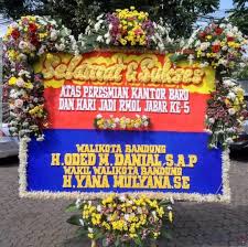 (pengirim) mengucapkan selamat dan sukses atas pelantikan pengurus forum (nama. Bunga Papan Selamat Sukses 02 Toko Bunga Bandung Florist Bandung