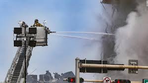 Shocking video shows the moment a wing of a miami condo complex collapsed — killing at least one person and leaving several others injured. 2u Url3ekaejim