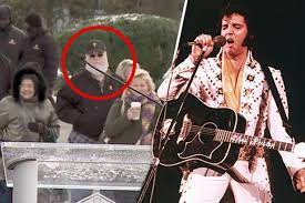 Elvis presley was the king of rock 'n' roll until his untimely death at the age of 42. Elvis Presley Alive Bearded Dead Ringer For The King Spotted In 2017 Sparks Web Storm Daily Star