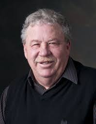 Michael Maxson's Instagram, Twitter & Facebook