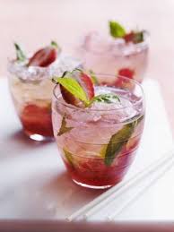 Recette Virgin Mojito A La Fraise En Video Recette Recette Mojito Fraise Recette Mojito Mojito Fraise