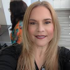 OH, YOU'RE FROM NEW YORK? PLEASE CRITICIZE EVERY SLICE OF PIZZA YOU AT