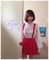 吸到让男艺人软脚的《深田咏美》激渴到连工作人员都不放过！ - 图解吧