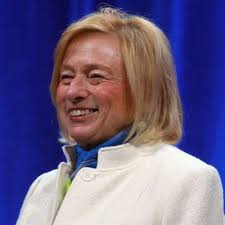 Ashley Ament (@AshleyAment)