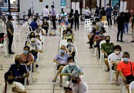.vaccination data and how singapore would verify that the vaccination records of international a vaccination card containing our particulars as well as the vaccine brand and date of vaccination. Singapore Allows Sinovac Shots But Casts Doubt On Effectiveness The New York Times