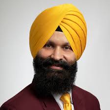 Amrit Dhaliwal Real Estate