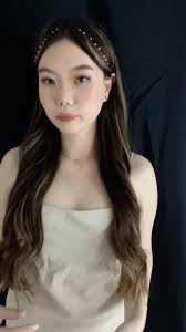 wearing my luxury pieces by @ellijewelry.id ✨