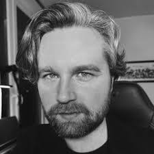 Kenneth Hedman's Instagram, Twitter & Facebook