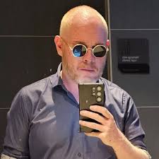 Andrés Alba Amaya (@andresalbaa)