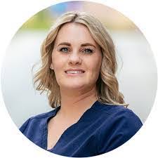 Addison Kraft's Instagram, Twitter & Facebook