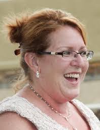 Linda Clack's Instagram, Twitter & Facebook