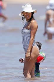 We did not find results for: Asi Se Ven Kim Kardashian Y Eva Longoria Sin Photoshop Pelando El Ojo