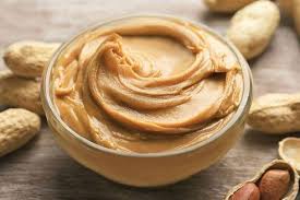 Soins De Beaute 15 Idees Surprenantes Pour Entretenir Votre Beaute De La Tete Jusqu Aux Pieds Peanut Butter Benefits Butter Healthy Best Peanut Butter