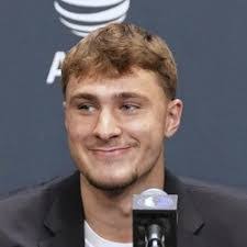 Keith Flagg's Instagram, Twitter & Facebook