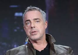 Adam Sandler Drops Into Connecticut Deli to Break Holiday Fast