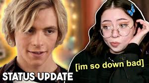 Absolutely SIMPING For ROSS LYNCH For 30 Minutes Straight **STATUS UPDATE**  reaction/commentary - YouTube