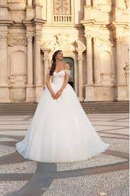 Sie können zwischen langen oder kurzen brautkleidern, strandhochzeitskleidern, brautkleidern in übergrößen, erschwinglichen. Princess Deluxe Brautmode Brautkleid Braut