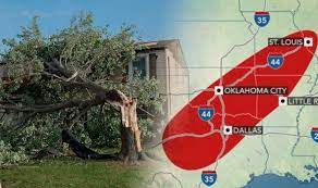 While a tornado warning was. Ohio Weather Warning Severe Thunderstorms To Impact Ohio As Nws Launch Tornado Watch World News Express Co Uk