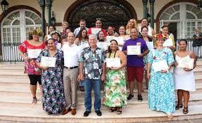 Je ne trouve pas le code cpf pour le diplôme d'état aide soignant pouvez vous me le communiquer. Remise De Diplome D Etat D Infirmier Et D Aide Soignant Territorial La Presidence De La Polynesie Francaise