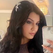 Ella Thorpe is fundraising for Samaritans