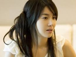 Lee Ji-ah's prestigious connection revealed