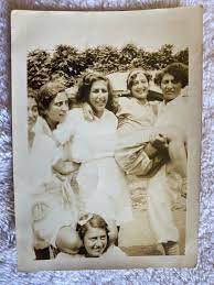 1920s photo gay interest lesbian six women great hairstyles 1 holding  another | eBay