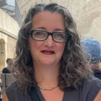 Melissa Fredette's Instagram, Twitter & Facebook