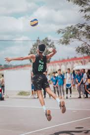 A volleyball player's dream is to have the best vertical jump. Volleyball How To Jump Higher Get Those Critical Points V Jumpers