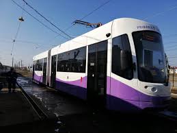 Astfel, lucrarile au avea loc pe doua tronsoane ale traseului, si anume: A Inceput LicitaÈia Pentru Refacerea Liniei 5 De Tramvai Din TimiÈoara