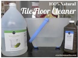 All Natural Tile Floor Cleaner 1 5 Gallon Hit Water 1 4 Cup Hydrogen Peroxide And 3 4 Cup White Vinegar For Grout 3 1ratio Baking Sod For The Home Limpi