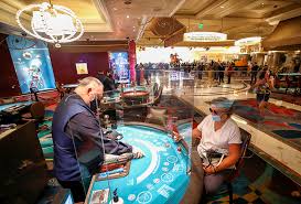 Cellphone data show how Las Vegas is 'gambling with lives' across the  country - MinnPost