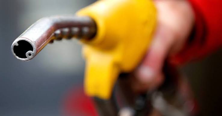 Gasolina sobe 50,78% em 12 meses; veja principais vilões da inflação no período | CNN Brasil