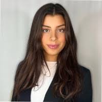 Kimberly Knipe's Instagram, Twitter & Facebook