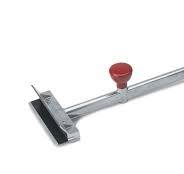 Grattoir pour plaque à frire de 21 5/8" avec lame en aluminium Redco
