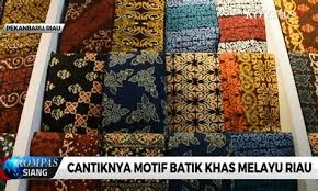 Batik sendiri juga sudah ditetapkan oleh unesco sebagai. Motif Anyaman Batik Riau Gambar Motif Batik Riau Batik Indonesia Willow Daily Update