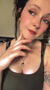 They even gave me my coffee! How sweet! #emeraldpixie #lovethese