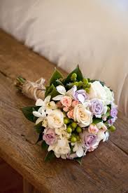 Each rose flower bouquet has 9 heads. Australian Wedding Flower Availability By Seasons Blush Blooms And Events
