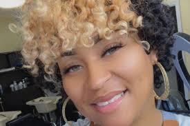 LADY BARBER DIVAS LLC