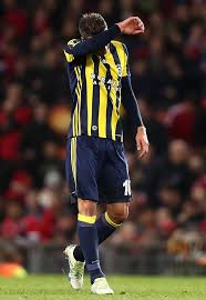 f10 captain oğuz çetin carries the turkish super league winners cup after his team 2:0 win over istanbulspor. Global Boot Spotting Soccerbible Robin Van Persie Van Persie Fenerbahce